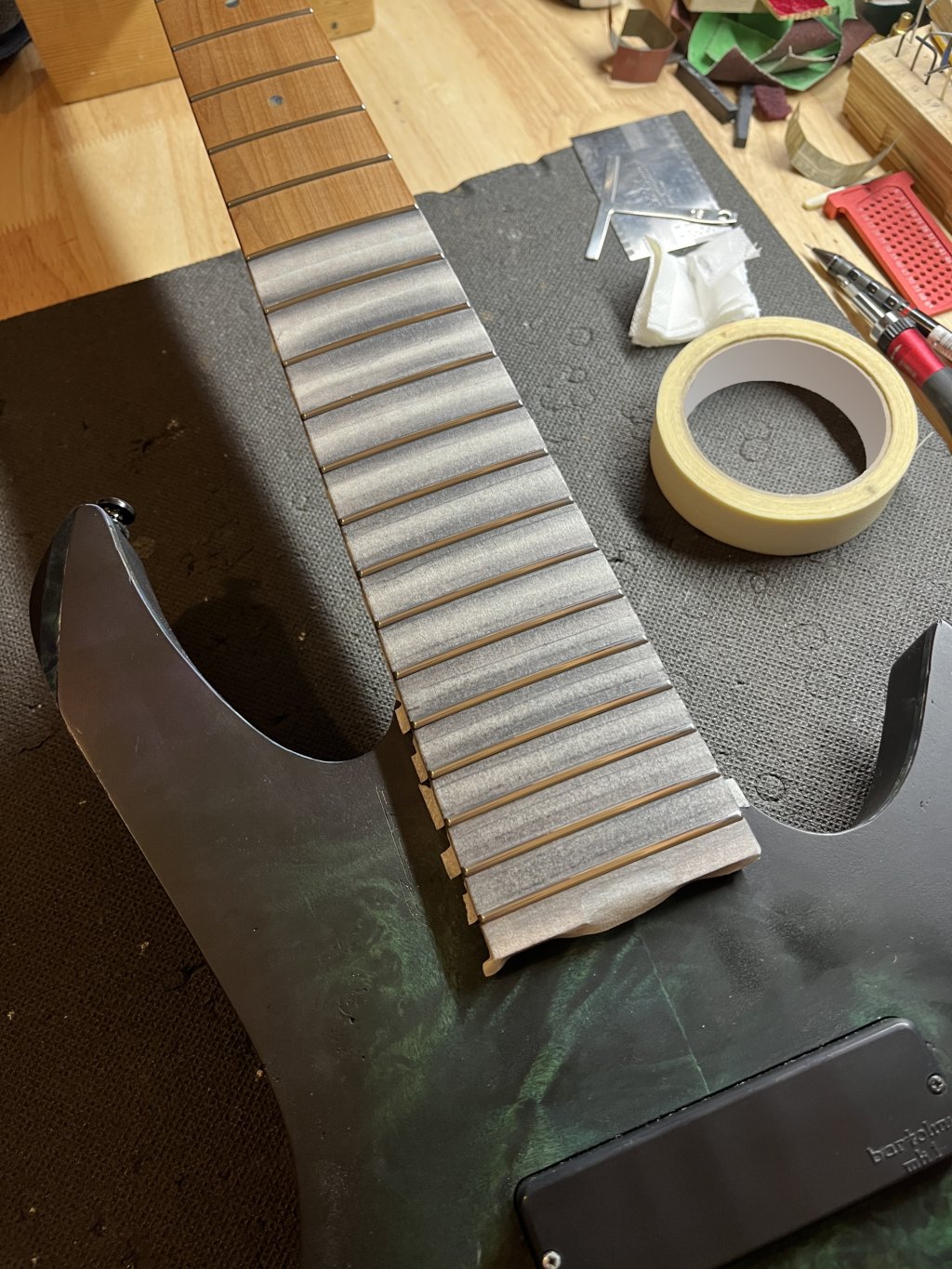 Cort Space 5 headless bass setup