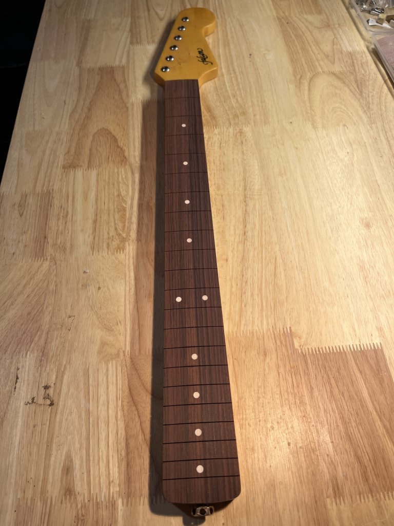 Falcon Strat — Resetare tastieră, shimbat radius, retastare, nut nou & setup