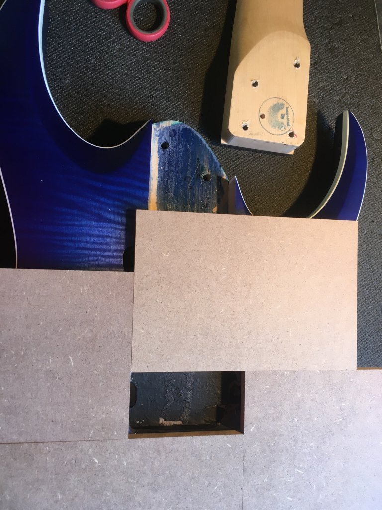 Ibanez RGA — instalare doză activă Fishman Fluence