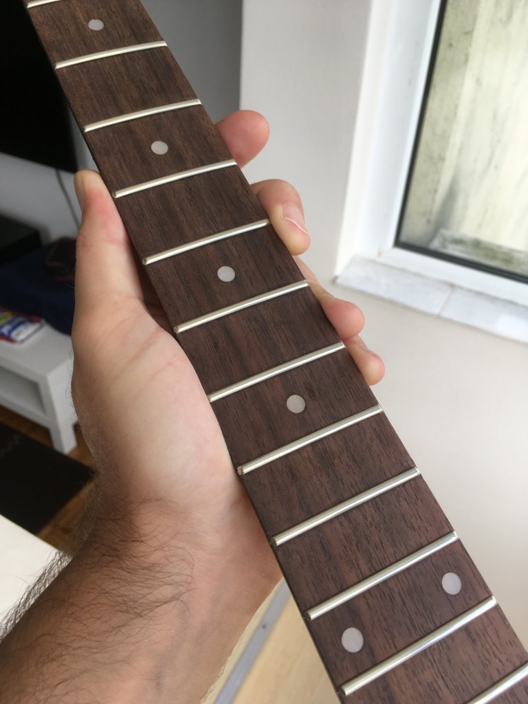 Kramer — retastare, corectare nut slot & nut personalizat din os