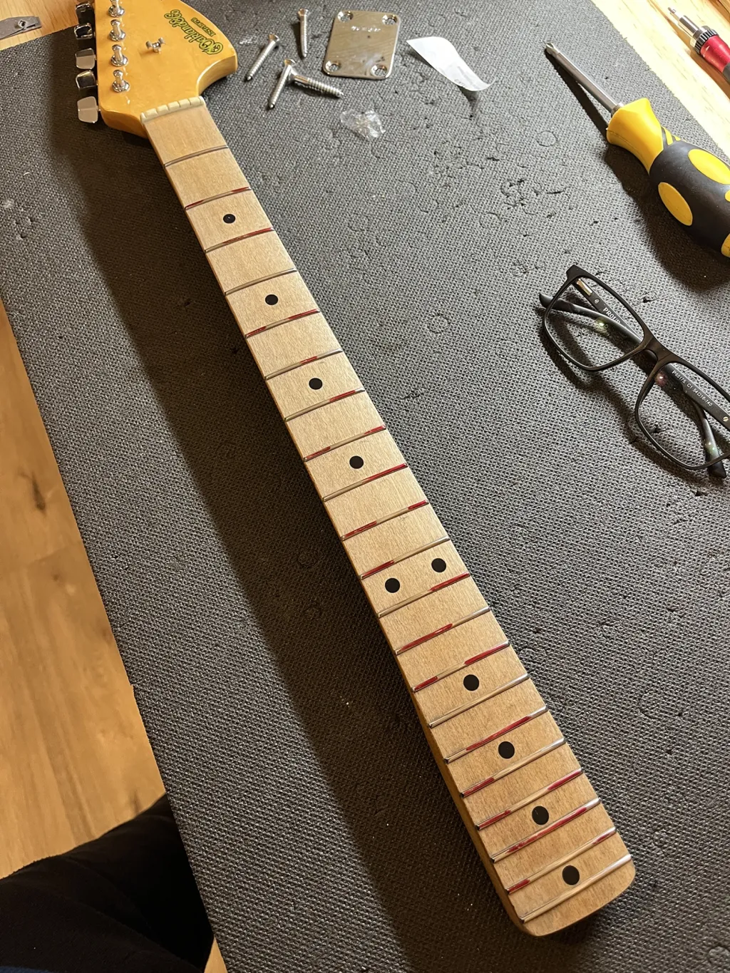 Reglare truss-rod Oakland & Co.