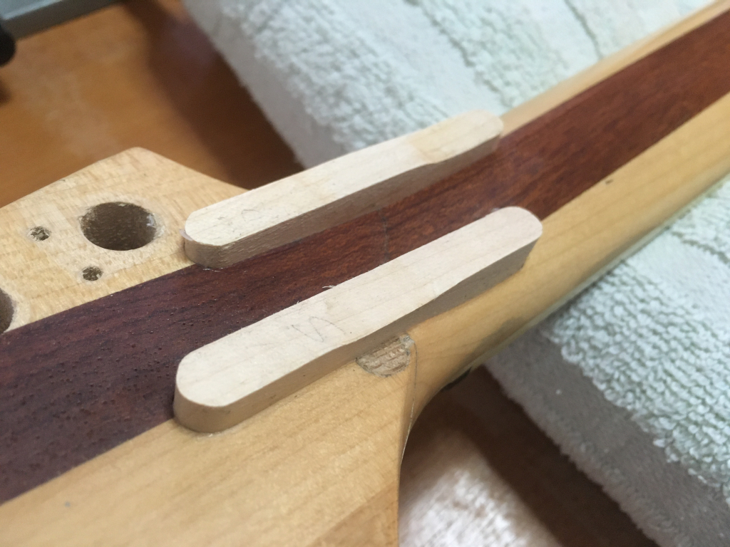 Ibanez RG Iron Label — reparație grif rupt, rectificare taste și setup