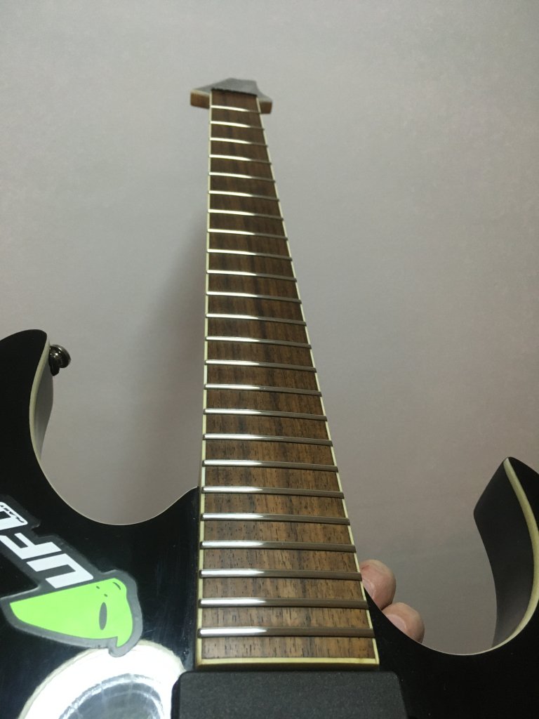 Ibanez RG Iron Label — reparație grif rupt, rectificare taste și setup