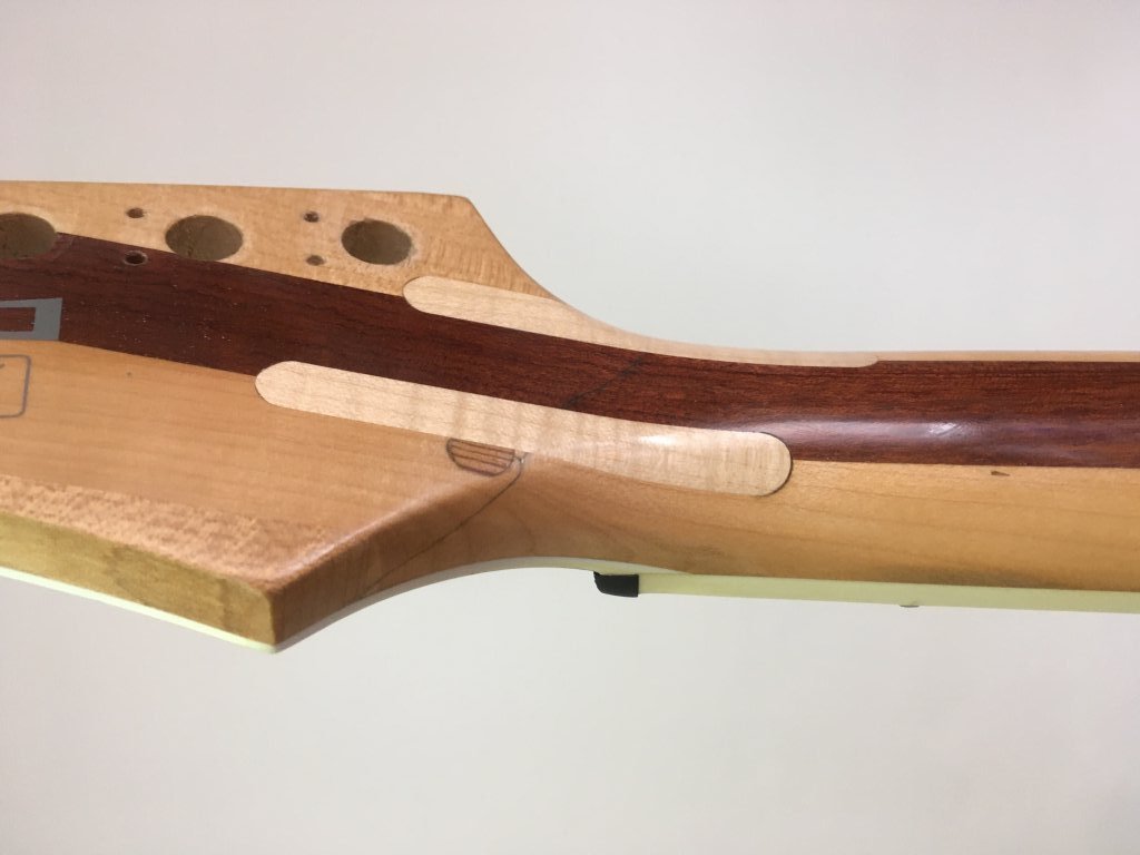 Ibanez RG Iron Label — reparație grif rupt, rectificare taste și setup