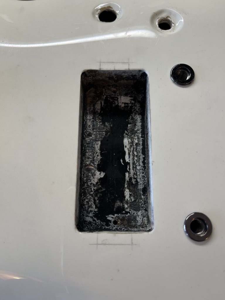 Schecter Demon — frezare cavitate doză și instalare doză pasivă Seymour Duncan 